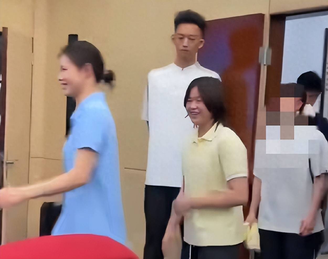 amp, 更多人看见, 生活费多少 amp, 更多人看见, 生活费多少