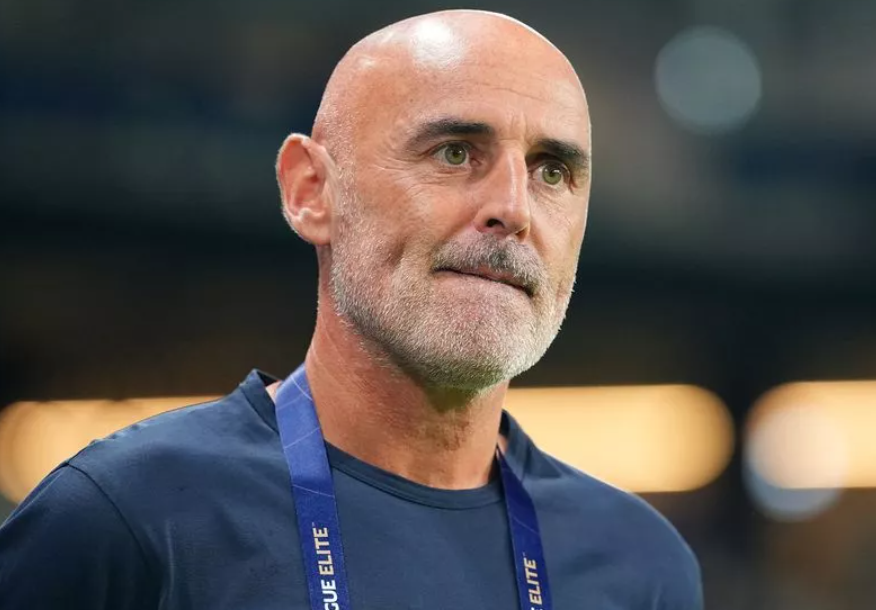 的新任主帅, 秘密协议 的新任主帅, 秘密协议