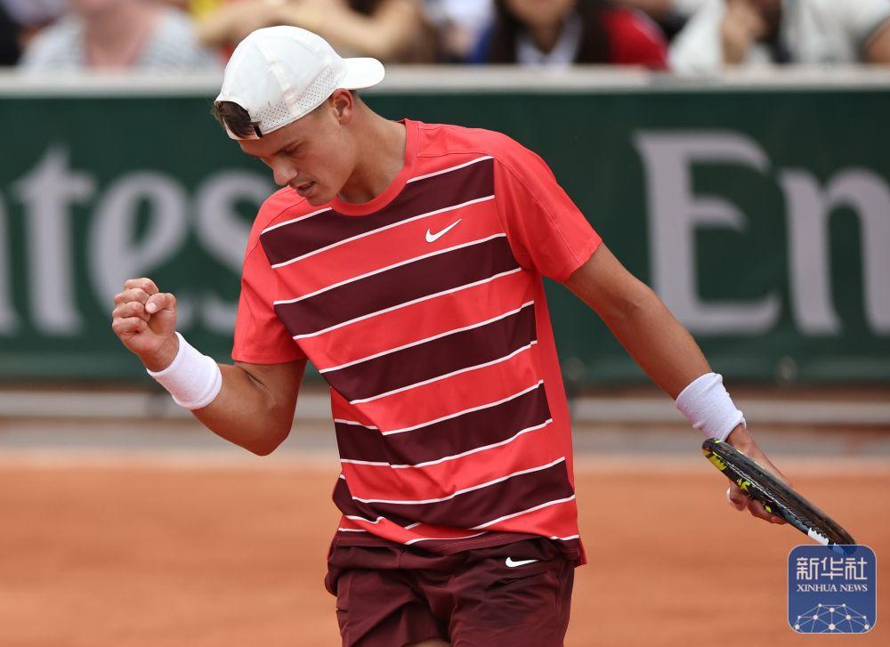 了最新一期, 前十名变化 了最新一期, 前十名变化