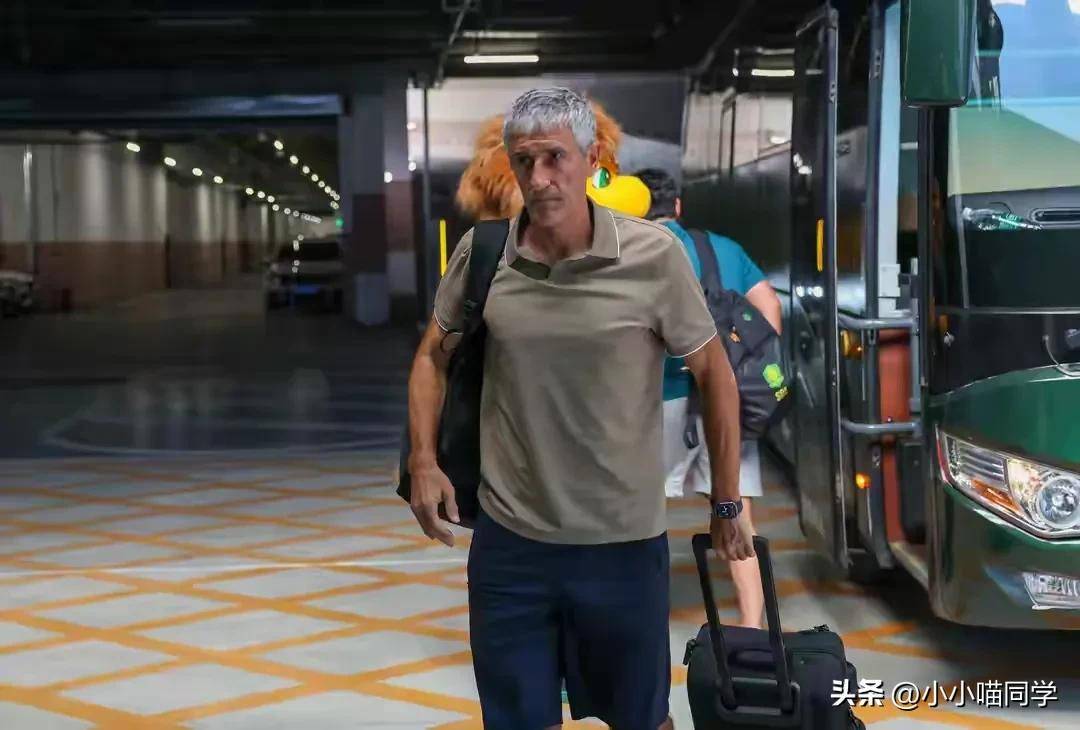 若固执, 期建设极为 若固执, 期建设极为