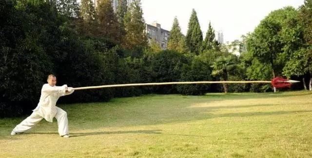 求极高, 长兵器的发 求极高, 长兵器的发